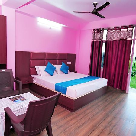 Shimla Hills Apartments 2Bhk Buitenkant foto