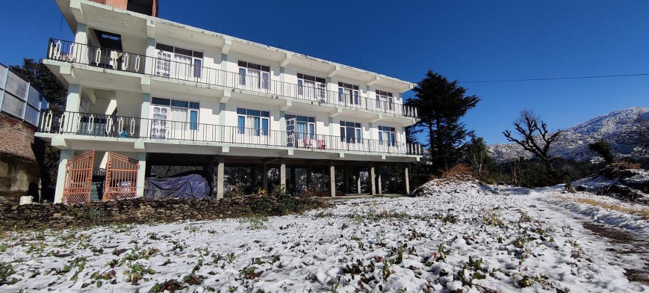 Shimla Hills Apartments 2Bhk Buitenkant foto