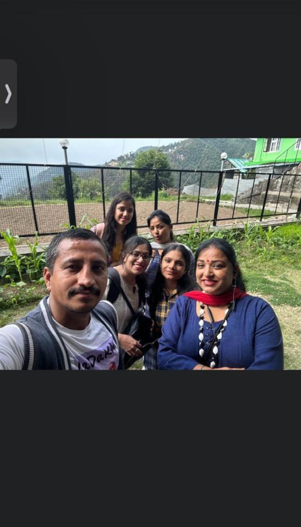 Shimla Hills Apartments 2Bhk Buitenkant foto