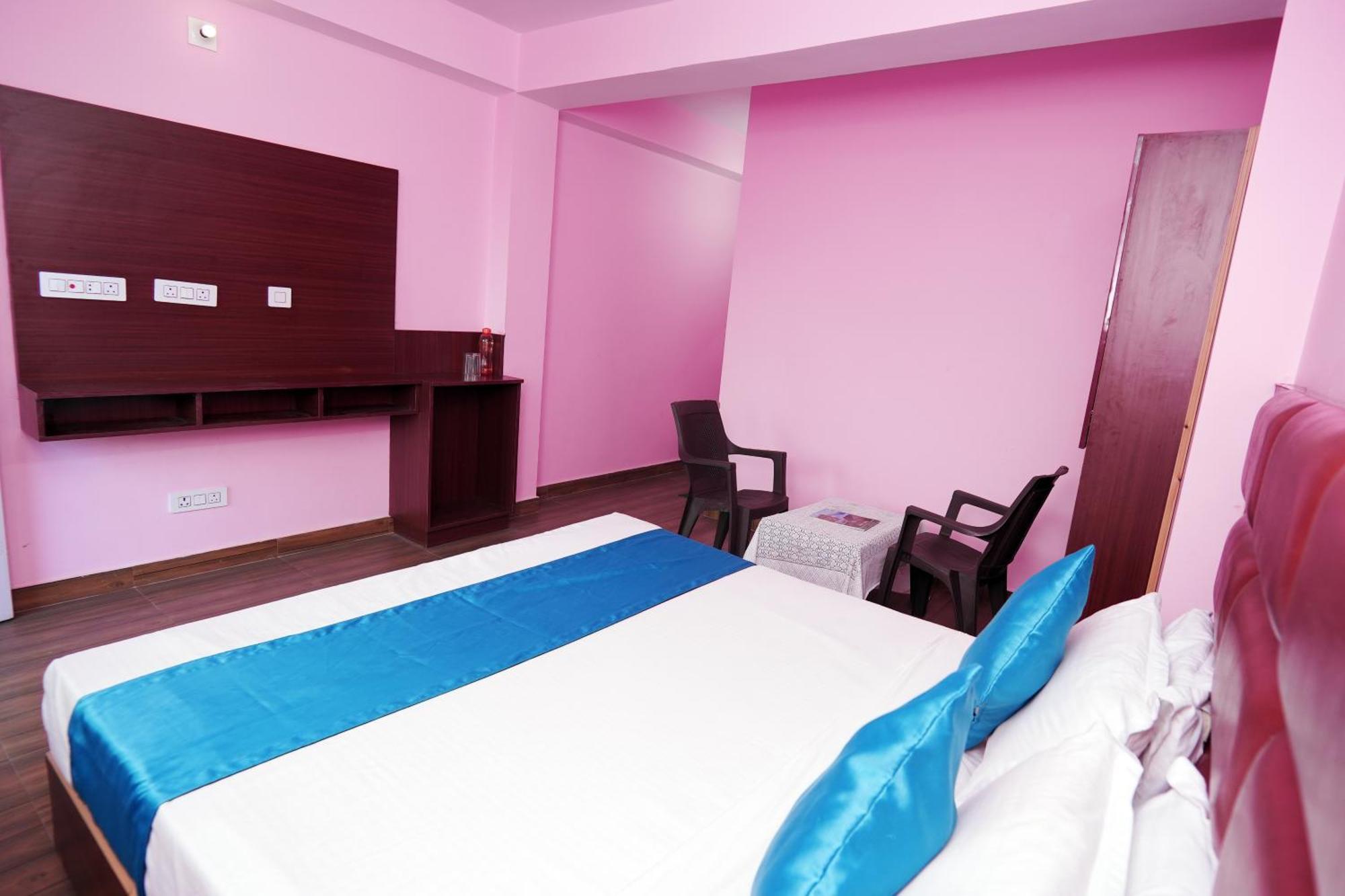 Shimla Hills Apartments 2Bhk Buitenkant foto