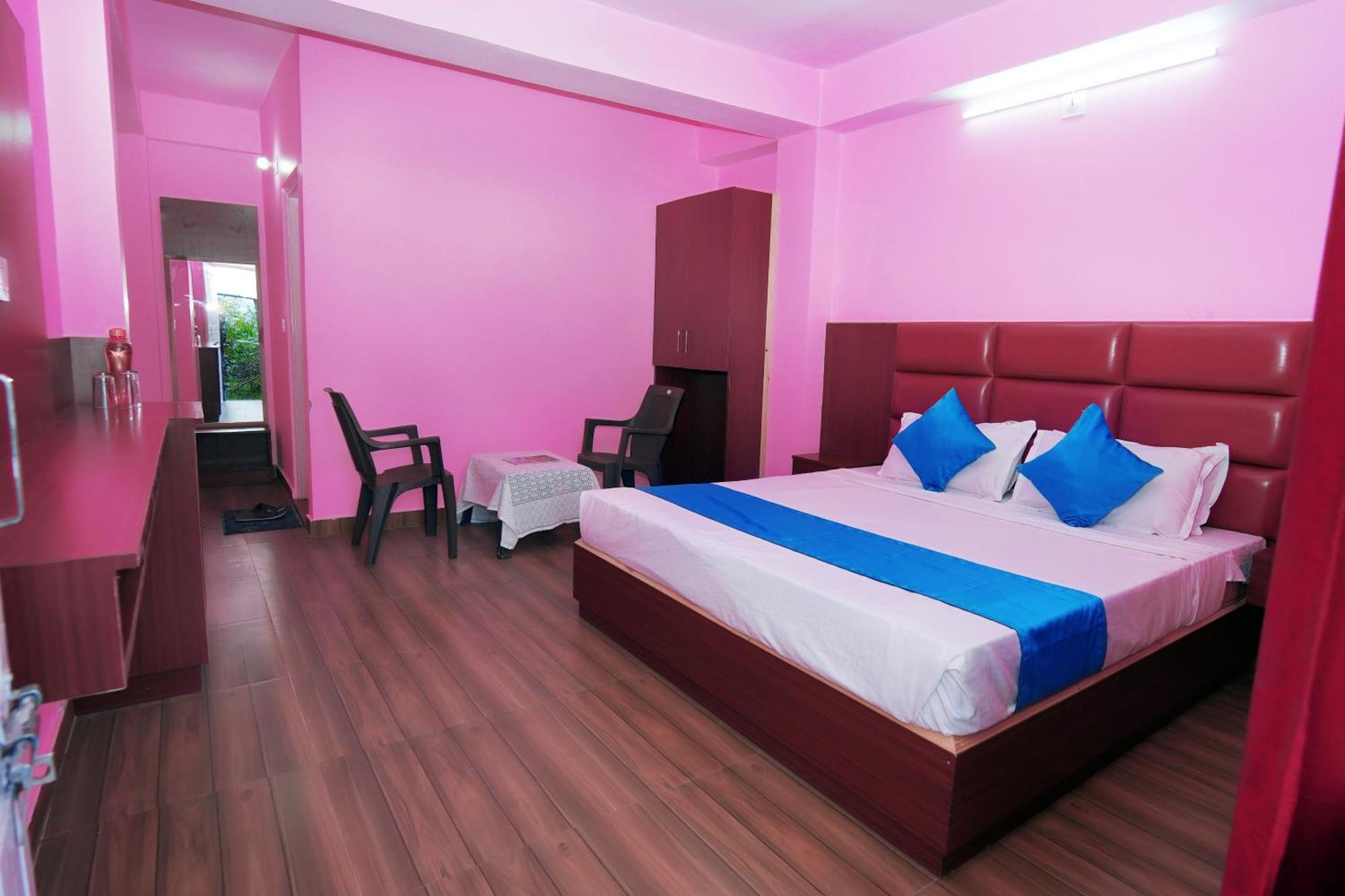Shimla Hills Apartments 2Bhk Buitenkant foto